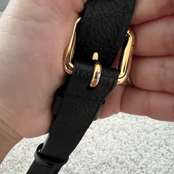 LOUIS VUITTON
Empreinte Pochette Metis Black - Picture 13 of 14